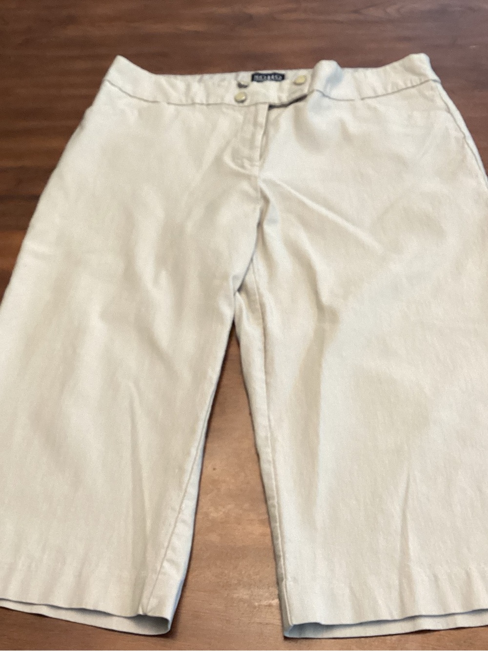 So Ho Apparel LTD Ladies Khaki Capri Croo Pants Size 12